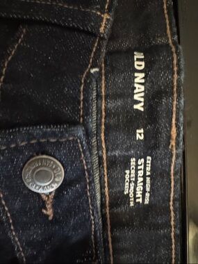 Old Navy Women’s Straight Jeans - Dark Blue Indigo